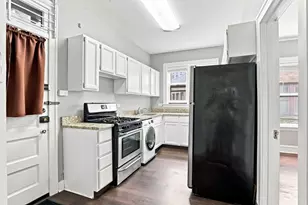 446 Elmwood Ave, Evanston, IL 60202 - Photo 12