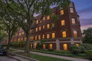 446 Elmwood Ave, Evanston, IL 60202 - Photo 2