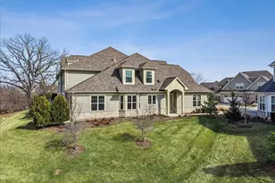 33 Woodland Trail, Lincolnshire, IL 60069 - Photo 2