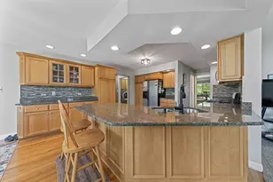 22341 Boulder Ridge Dr, Mokena, IL 60448 - Photo 8