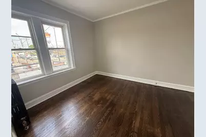 2144 S Gunderson Avenue #212, Berwyn, IL 60402 - Photo 8