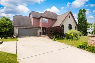 15700 Pine Rd, Oak Forest, IL 60452 - Photo 1