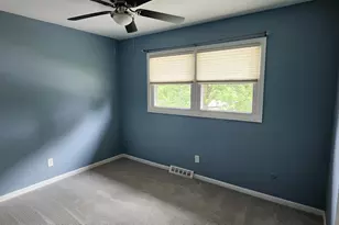 1240 Constellation Dr, Aurora, IL 60505 - Photo 12