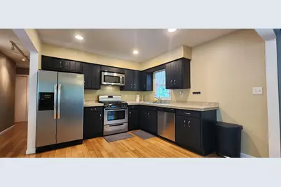 1240 Constellation Drive, Aurora, IL 60505 - Photo 6