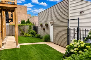4315 N Richmond St, Chicago, IL 60618 - Photo 24