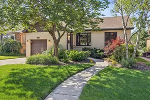 443 Shenstone Rd, Riverside, IL 60546 - Photo 1