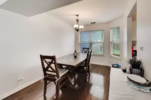 1240 Huntington Dr, Mundelein, IL 60060 - Photo 8