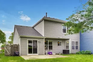 1240 Huntington Dr, Mundelein, IL 60060 - Photo 26