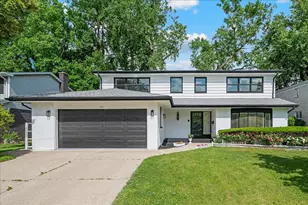 412 Lavergne Ave, Wilmette, IL 60091 - Photo 1