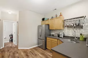 2975 Falling Waters Ln, Lindenhurst, IL 60046 - Photo 12