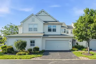 2975 Falling Waters Ln, Lindenhurst, IL 60046 - Photo 1