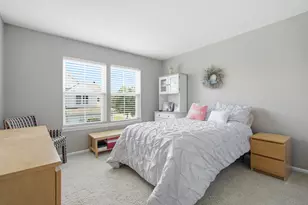 2975 Falling Waters Ln, Lindenhurst, IL 60046 - Photo 22