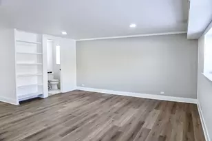 2018 E Ivy Ln, Mount Prospect, IL 60056 - Photo 20