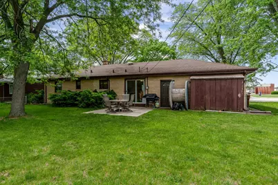 526 E Riverside Boulevard, Loves Park, IL 61111 - Photo 26