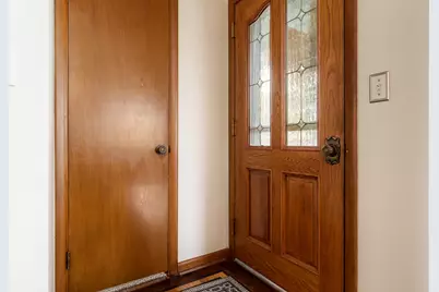 526 E Riverside Boulevard, Loves Park, IL 61111 - Photo 4