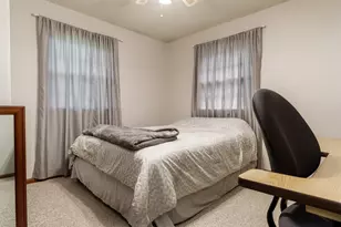 526 E Riverside Blvd, Loves Park, IL 61111 - Photo 20