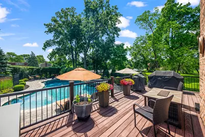 2733 N Elm Lane, Arlington Heights, IL 60004 - Photo 8