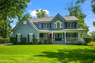 2733 N Elm Ln, Arlington Heights, IL 60004 - Photo 1