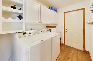 1572 Marquette Ave, Naperville, IL 60565 - Photo 24
