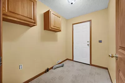 108 W Ririe Place, Flanagan, IL 61740 - Photo 32