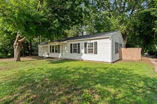 1615 S Mattis Ave, Champaign, IL 61821 - Photo 2