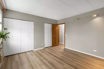 9737 N Fox Glen Drive #2M, Niles, IL 60714 - Photo 10