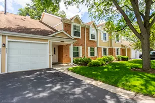 273 Appletree Ct, Buffalo Grove, IL 60089 - Photo 1