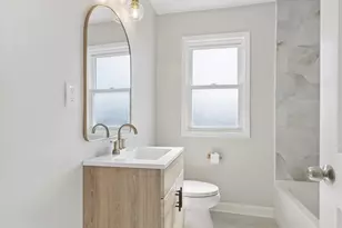 10141 S Rhodes Ave, Chicago, IL 60628 - Photo 8