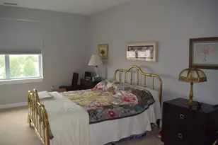 977 Harris Rd, Grayslake, IL 60030 - Photo 14