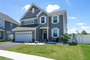 321 S Pointe Ave, South Elgin, IL 60177 - Photo 2