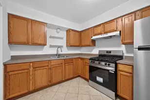 703 Fullerton Ave, Glendale Heights, IL 60139 - Photo 10
