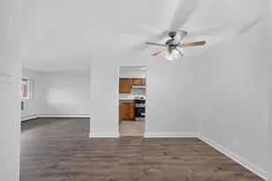 703 Fullerton Ave, Glendale Heights, IL 60139 - Photo 4