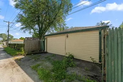 17237 Greenbay Avenue, Lansing, IL 60438 - Photo 26