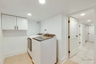 3105 W Leland Ave, Chicago, IL 60625 - Photo 24
