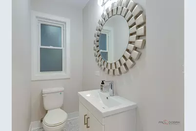 3105 W Leland Avenue, Chicago, IL 60625 - Photo 12