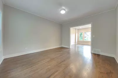 3105 W Leland Avenue, Chicago, IL 60625 - Photo 6