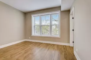 3001 N Sawyer Ave, Chicago, IL 60618 - Photo 8