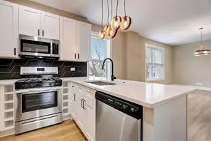 3001 N Sawyer Ave, Chicago, IL 60618 - Photo 2