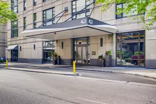 401 E Ontario St, Chicago, IL 60611 - Photo 2