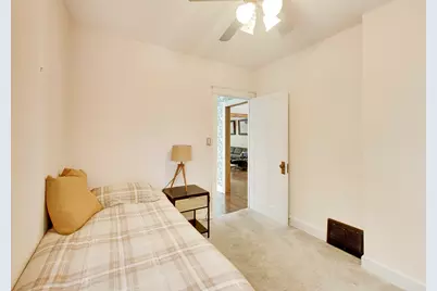 5414 N Menard Avenue, Chicago, IL 60630 - Photo 14