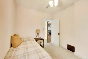5414 N Menard Ave, Chicago, IL 60630 - Photo 14
