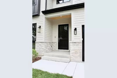 120 N Walnut Street, Elmhurst, IL 60126 - Photo 2