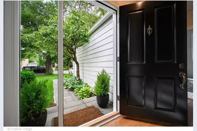 2237 Greenwood Avenue, Wilmette, IL 60091 - Photo 2