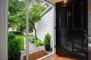 2237 Greenwood Ave, Wilmette, IL 60091 - Photo 2