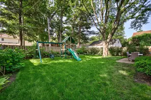 2237 Greenwood Ave, Wilmette, IL 60091 - Photo 10