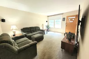 14545 Avers Ave, Midlothian, IL 60445 - Photo 4