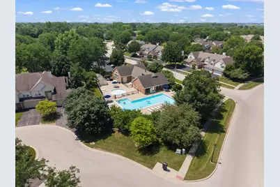 30W016 Redwood Court, Warrenville, IL 60555 - Photo 4