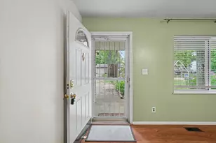 2601 Sheridan Dr, Champaign, IL 61821 - Photo 8