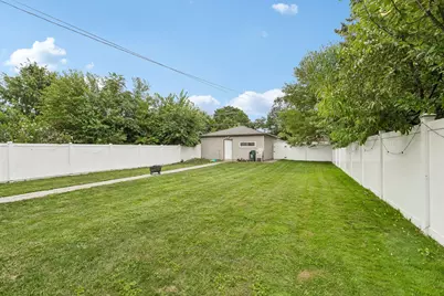 1040 Dunlop Avenue, Forest Park, IL 60130 - Photo 38