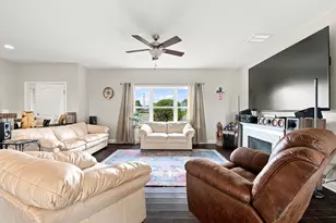 710 Pheasant Ln, Coal City, IL 60416 - Photo 6